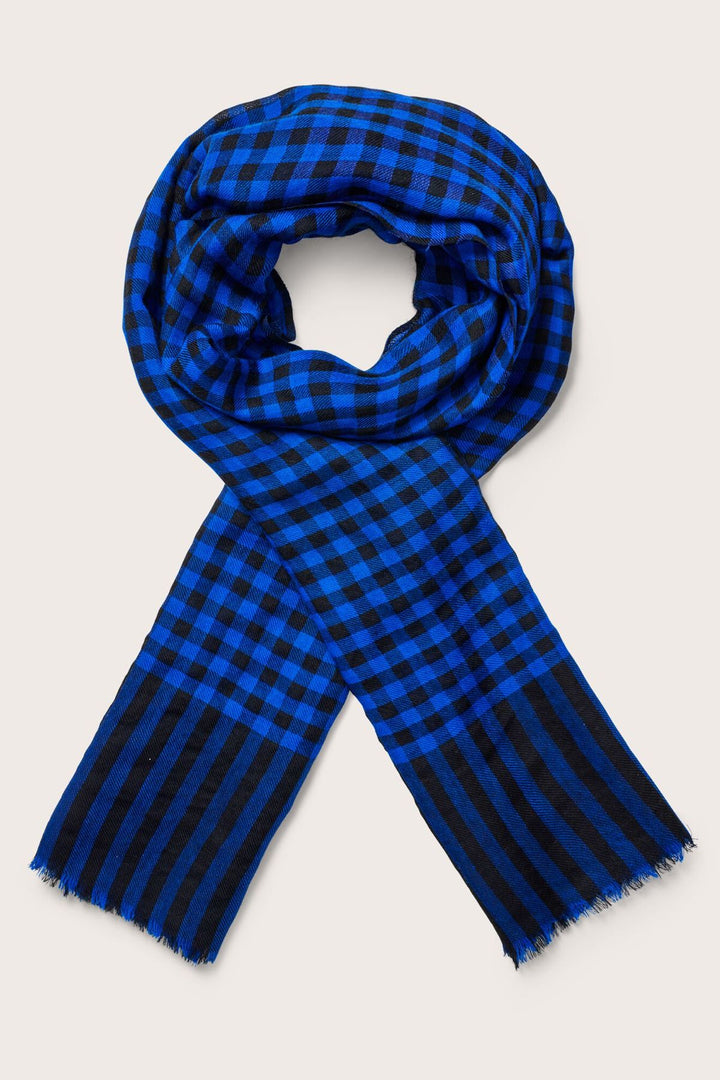 Checked scarf