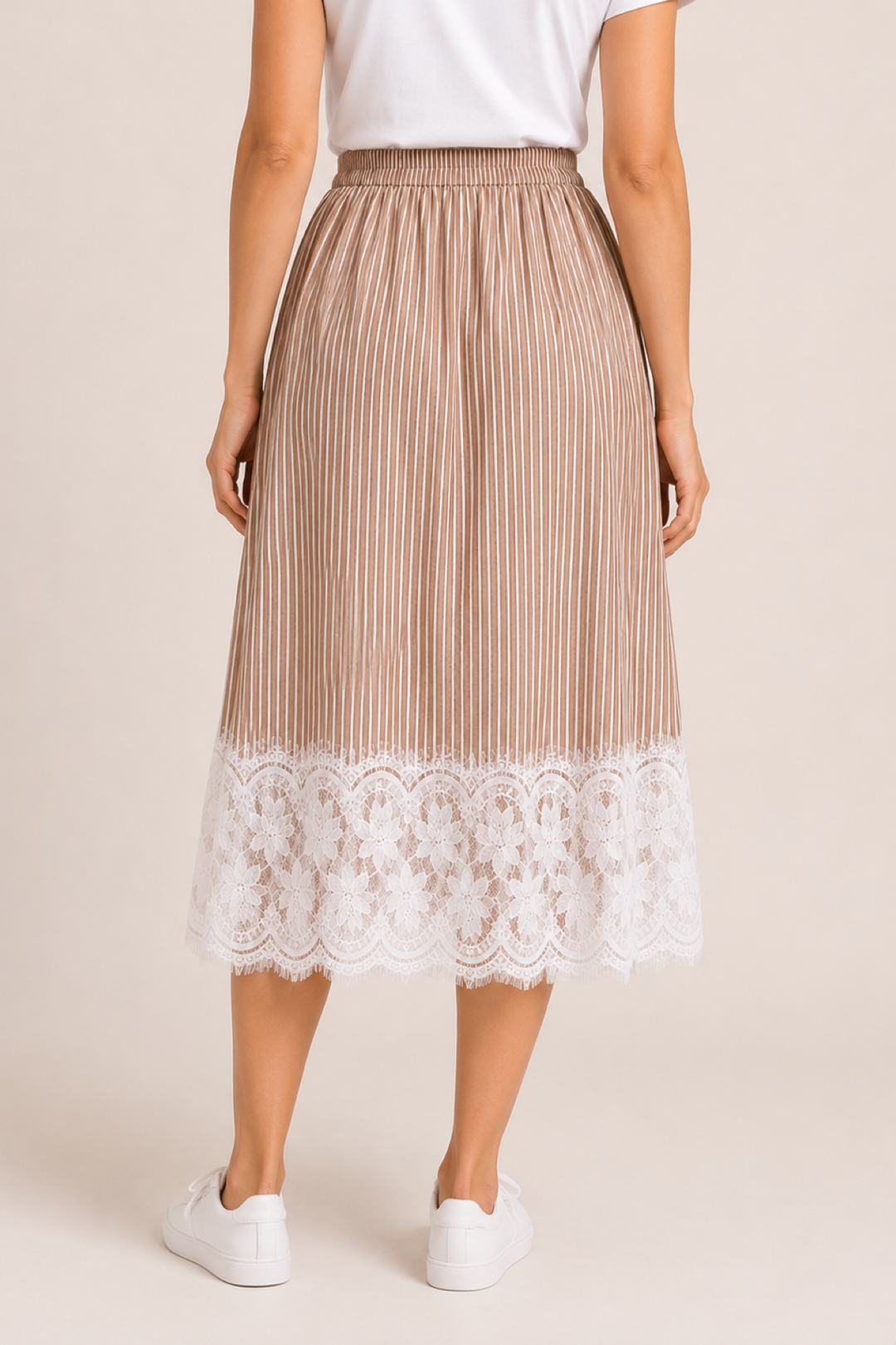Long striped skirt with lace