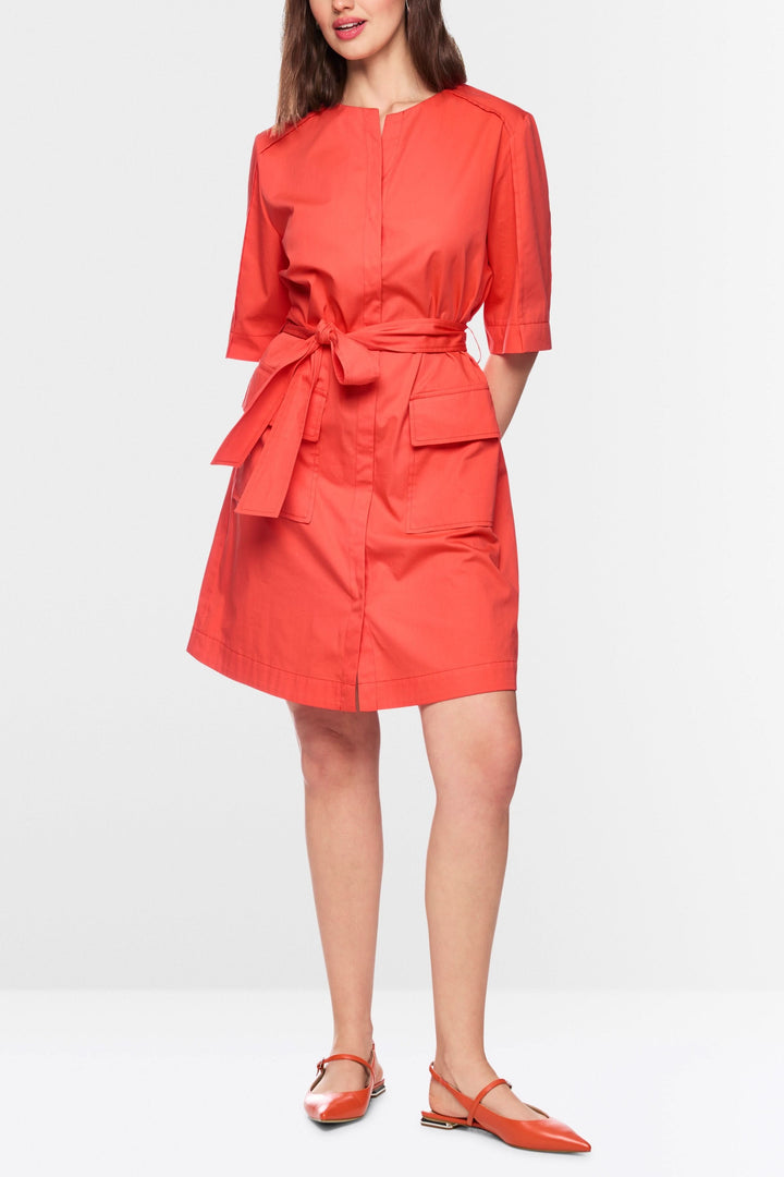 Short-sleeved belted dress