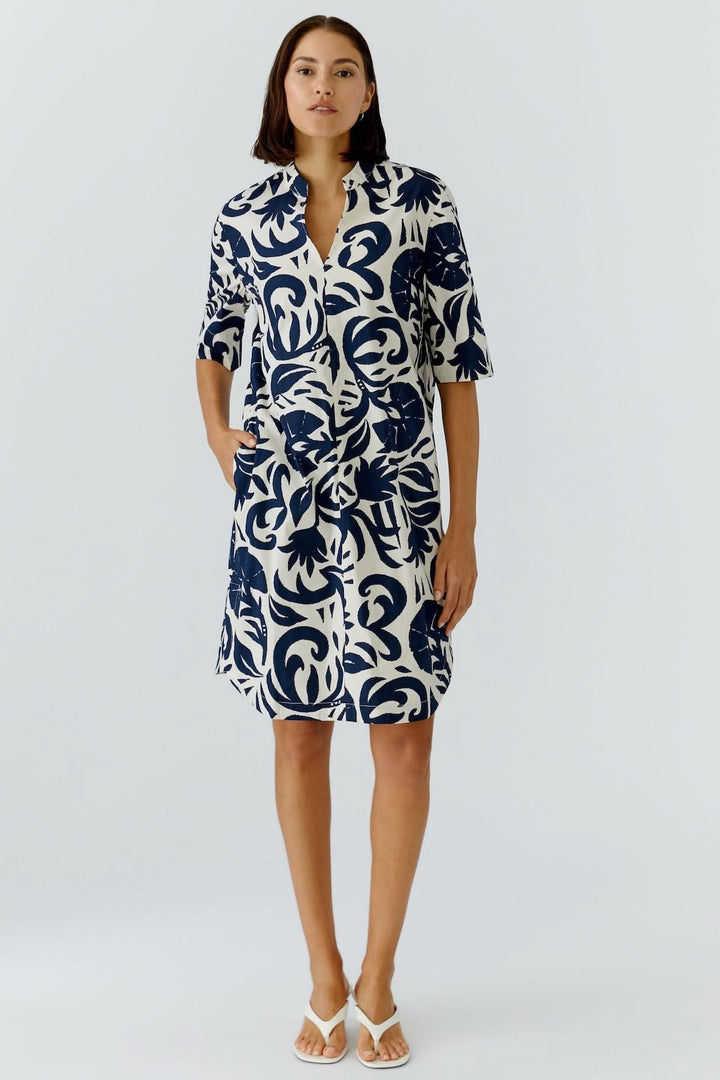 Flowy dress with a graphic print