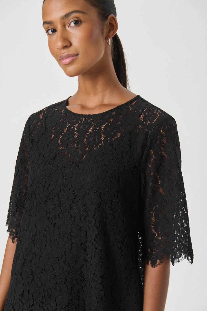Vienna lace dress