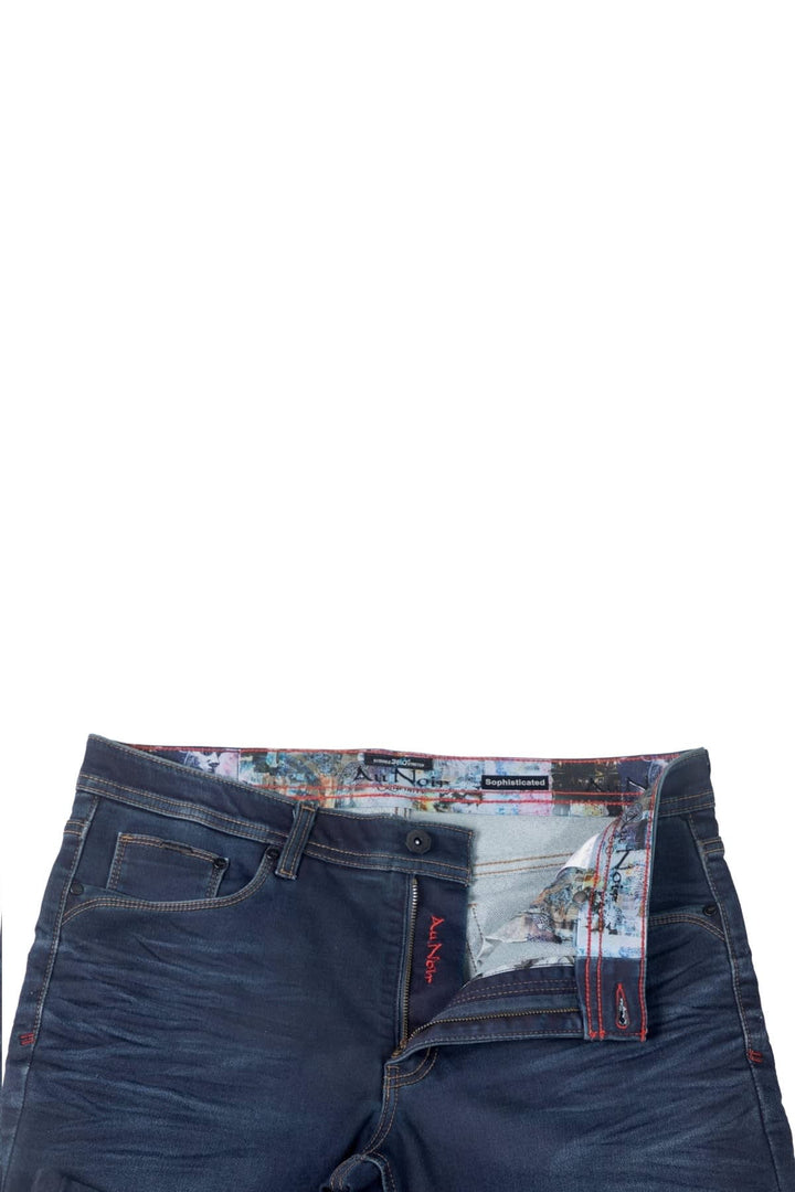 Jean ajusté bleu foncé vue de face pour homme Au noir