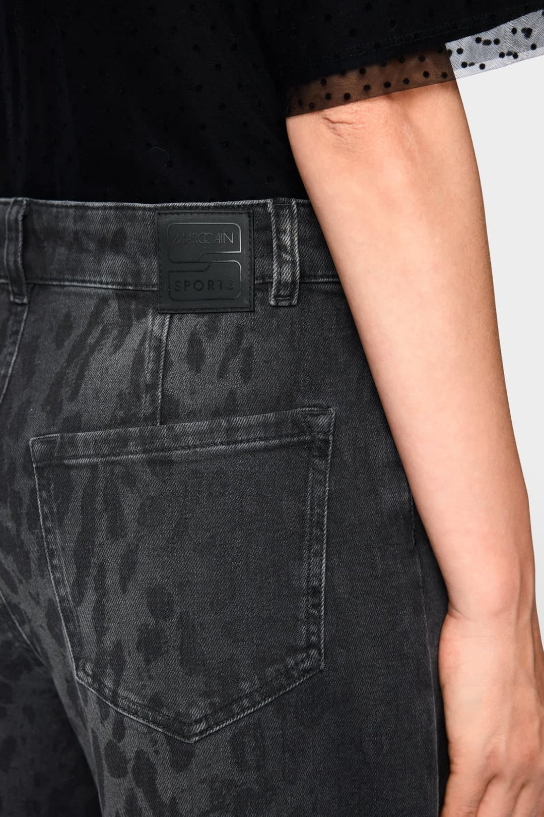 Jean RUMA bleu à taille haute vue de face pour femme Marc Cain