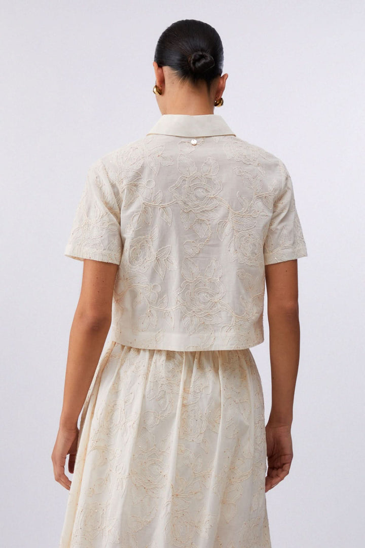 Chemise brodée à manches courtes
