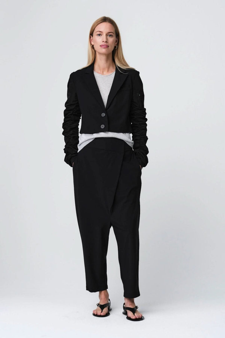 Pantalon ample à taille structurée