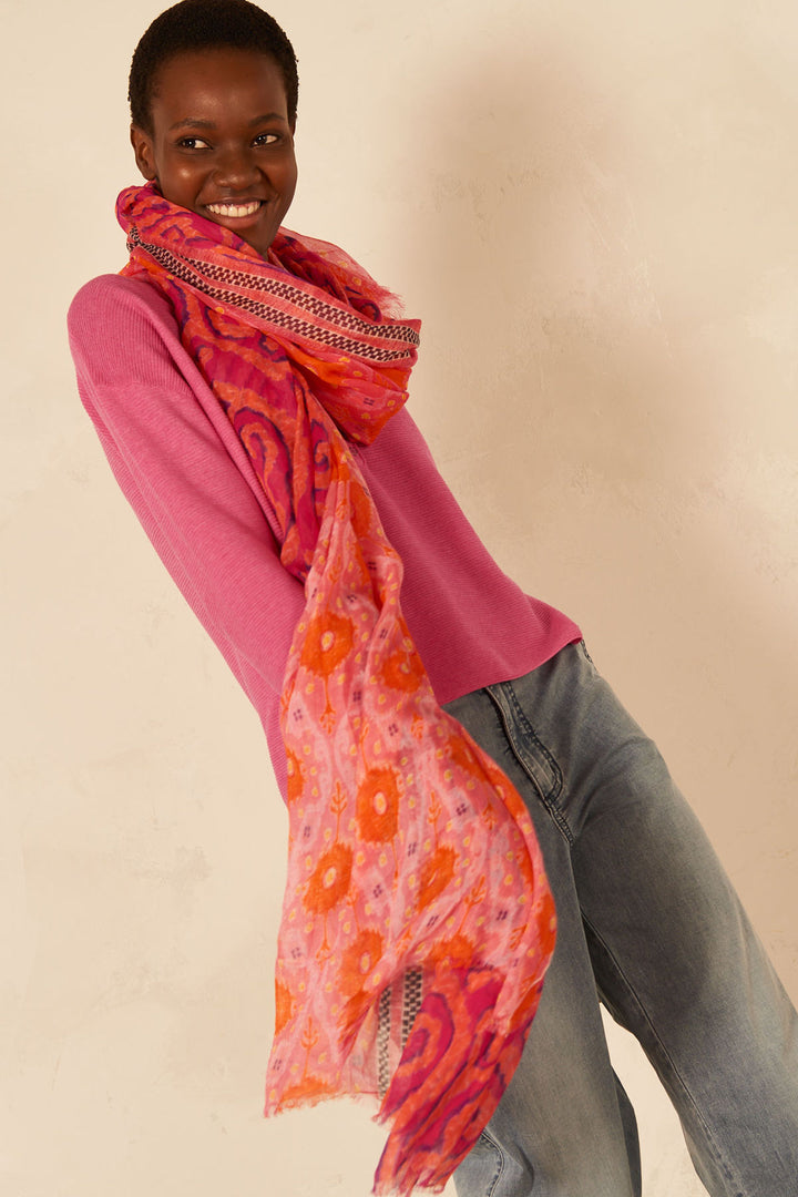 Printed scarf