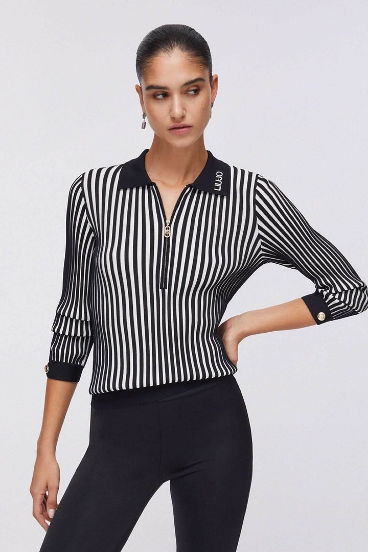 Polo en maille côtelée à demi-glissière