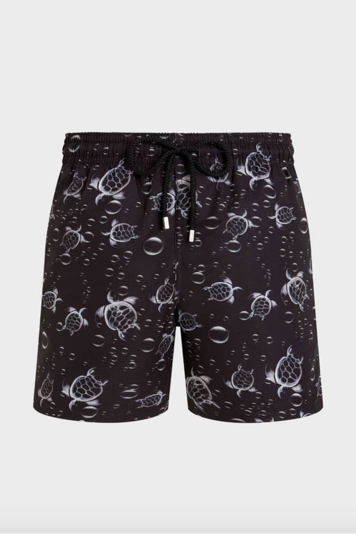 Front view of the Vilebrequin blue turtle-print men&