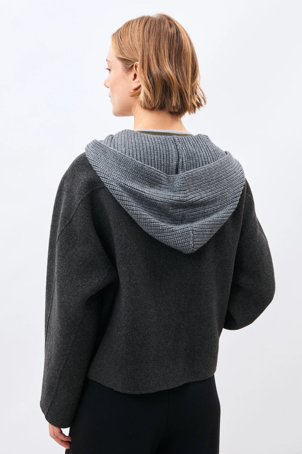 Women's Morina short coat with contrasting knit hood Humility