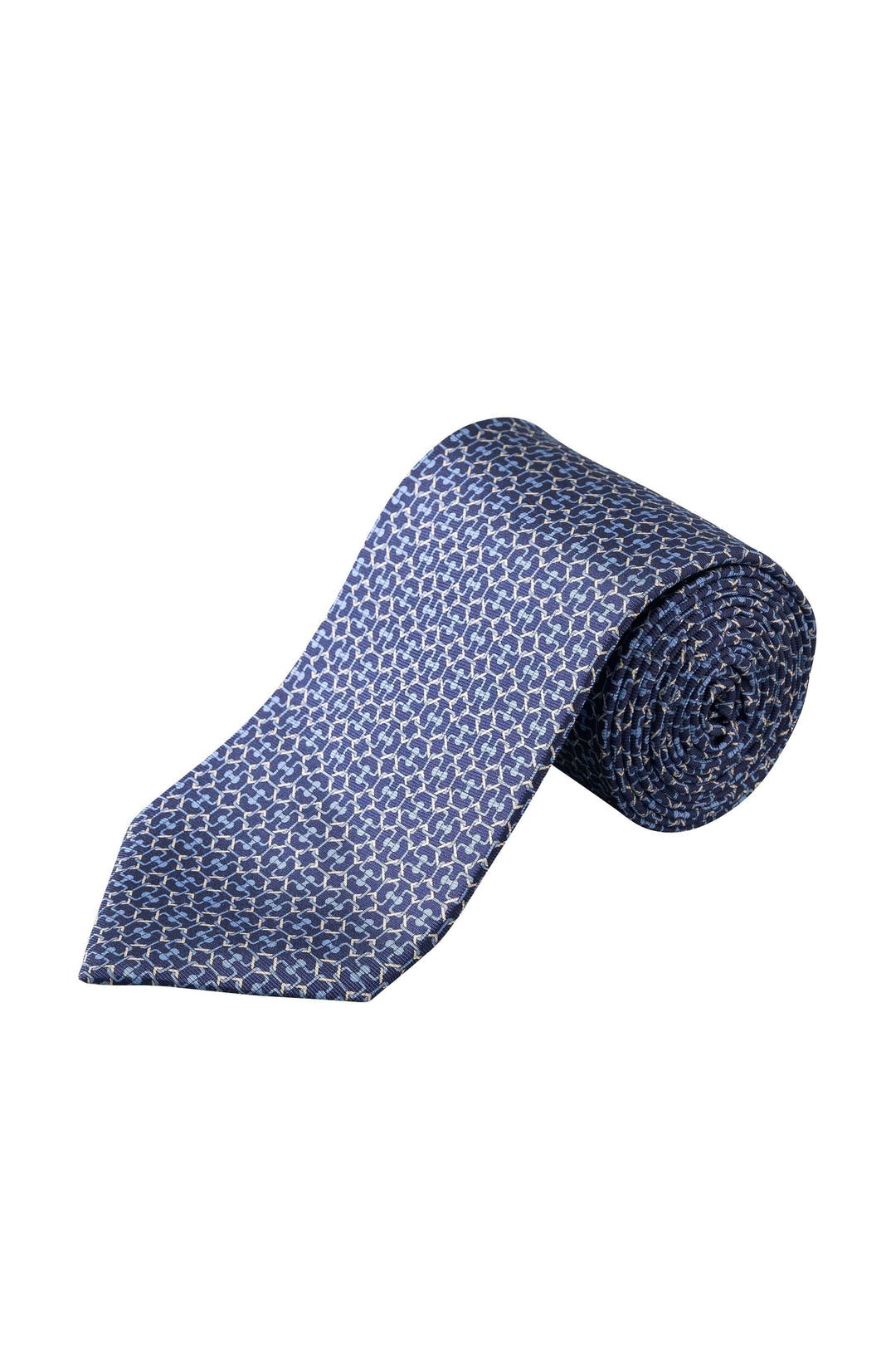 Cravate à motif géométrique bleu, ajoutant modernité et dynamisme à un ensemble formel.