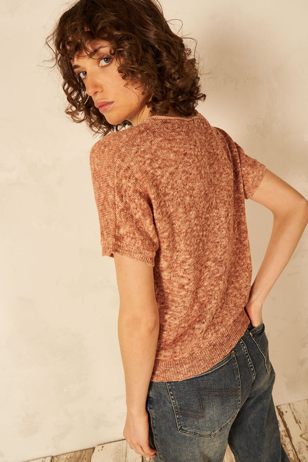 Short sleeve sweater