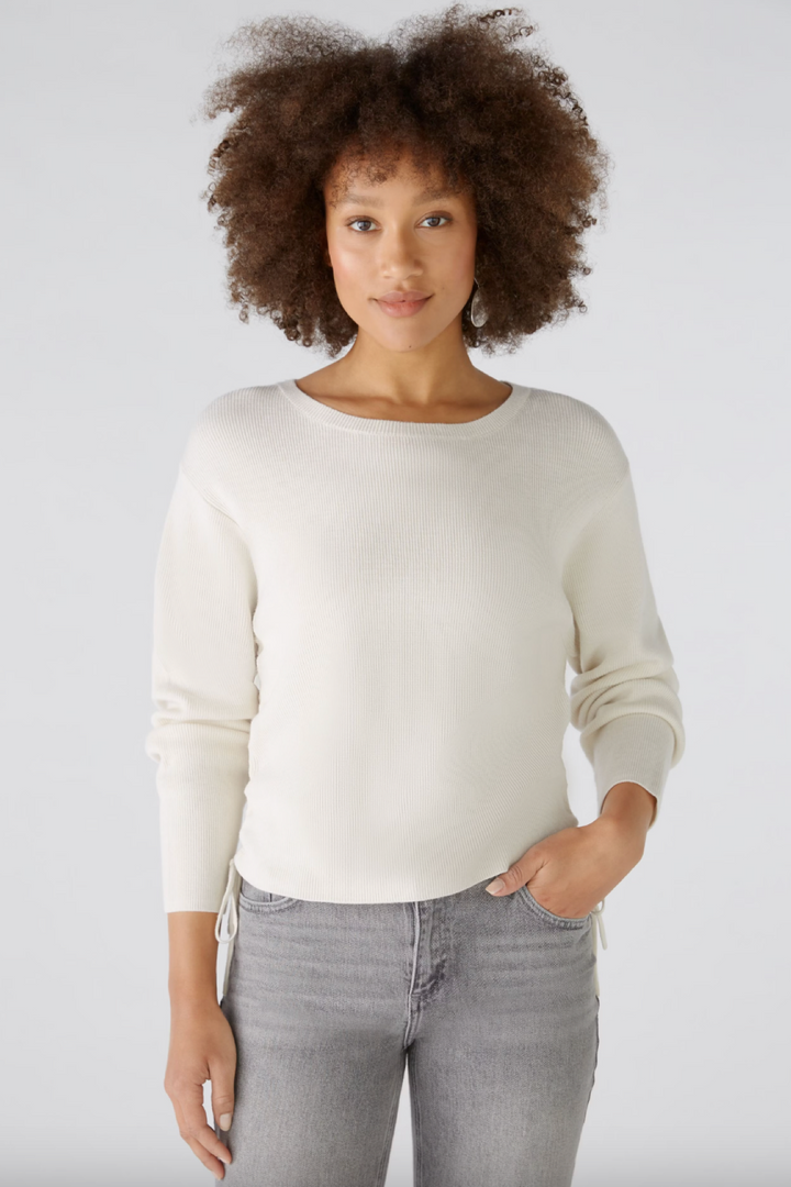 Round neck sweater