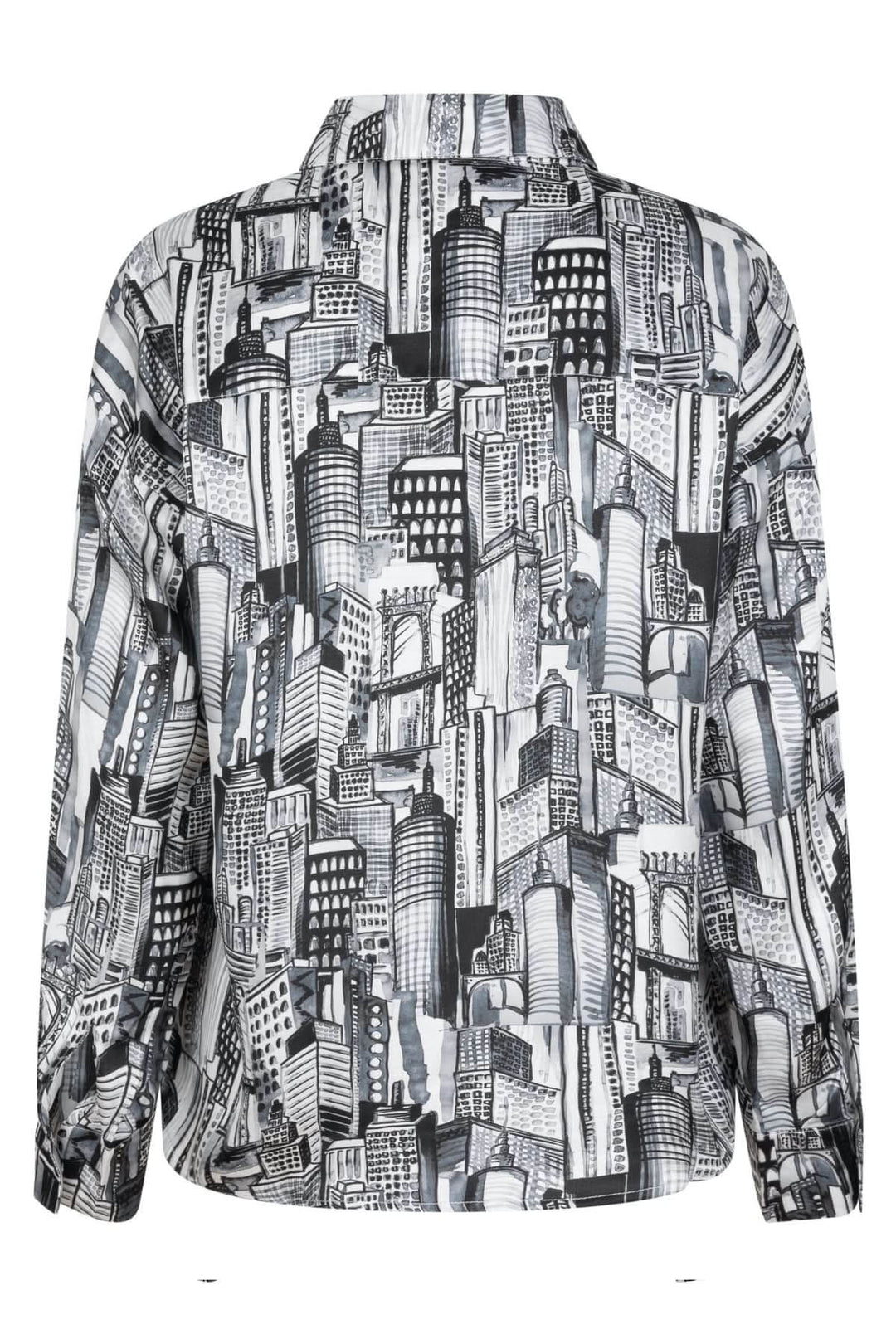 Chemise à imprimé urbain en noir et blanc affichant des motifs de gratte-ciel, dos de la blouse.