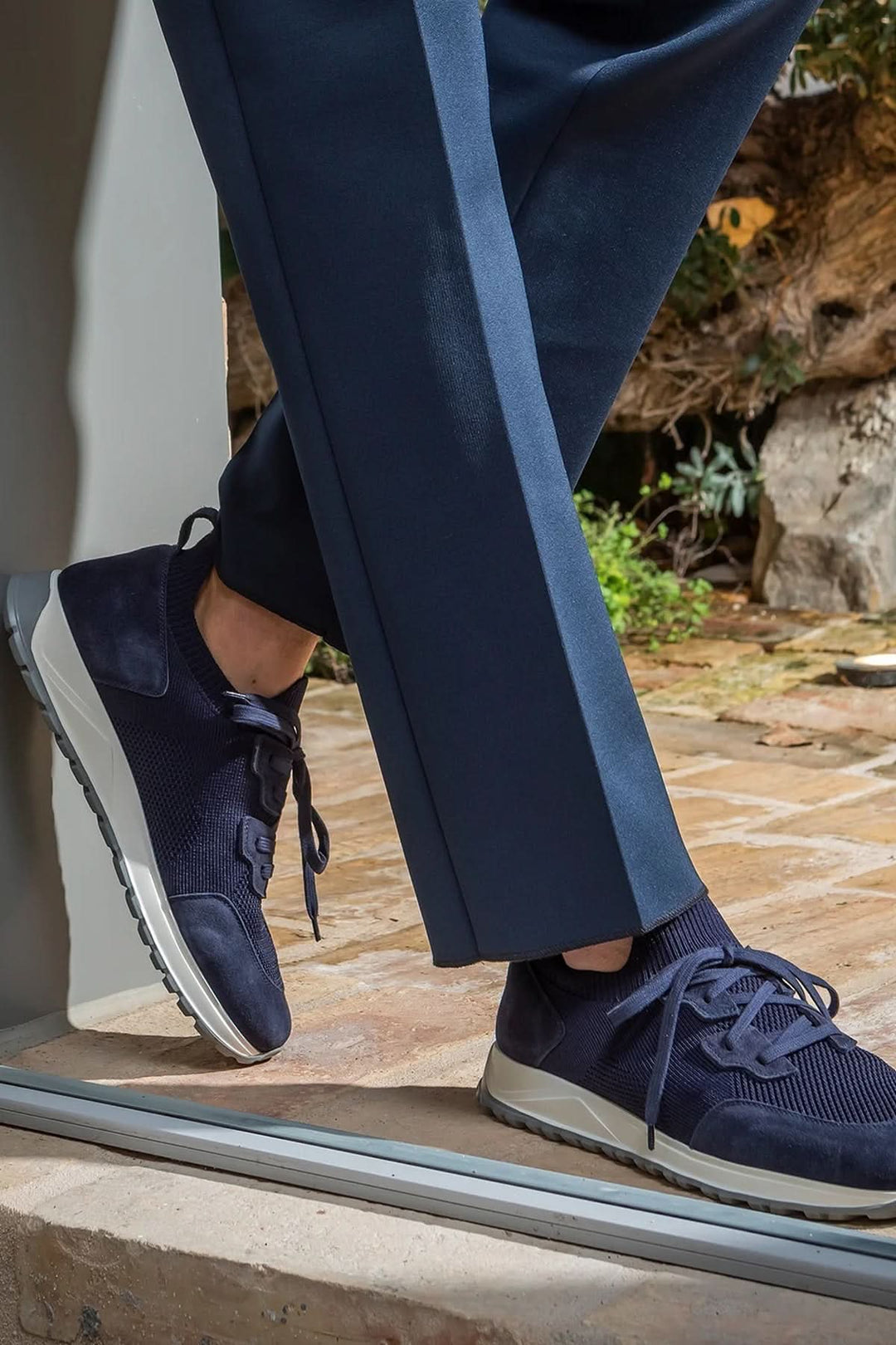 Men's leather and stretch fabric sneakers