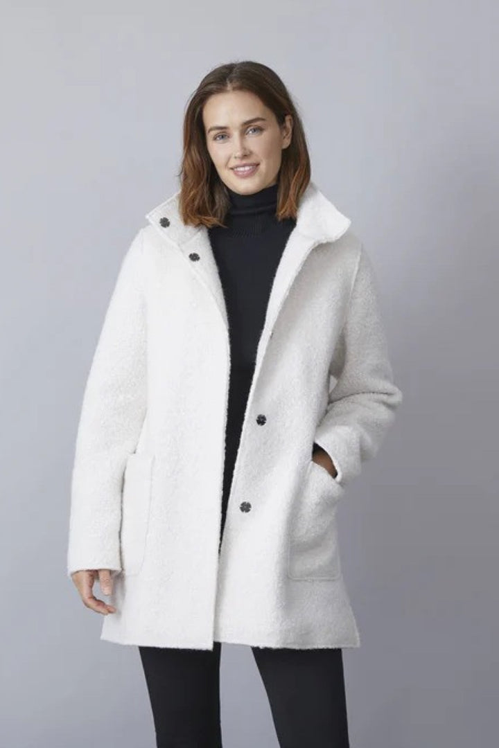 Manteau laine bouclée