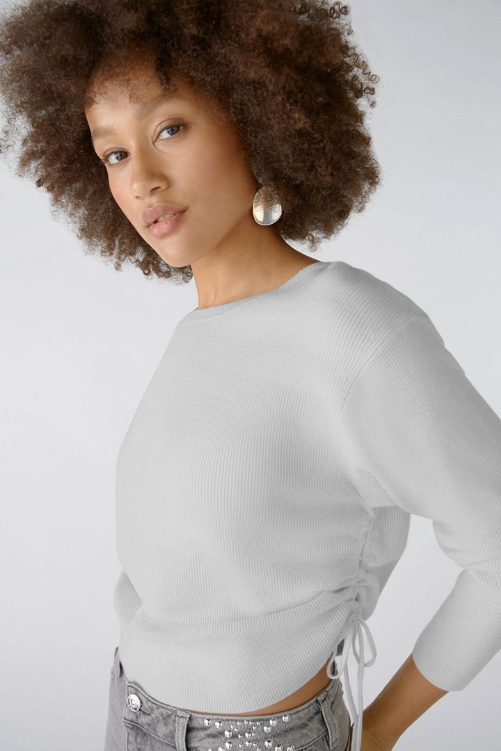 Round neck sweater