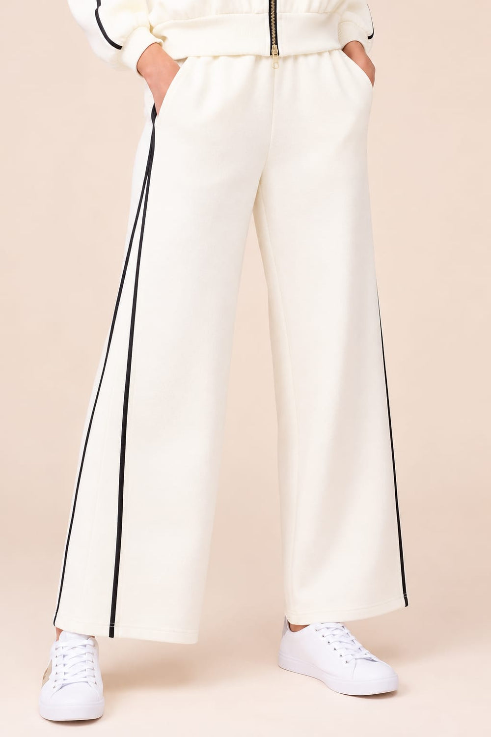 Pantalon à jambe large avec bandes contrastantes vue de face pour femme Alison Sheri