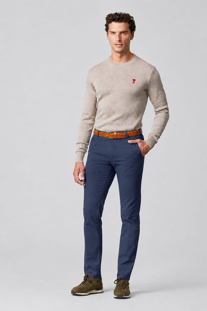 Front view of Meyer men&