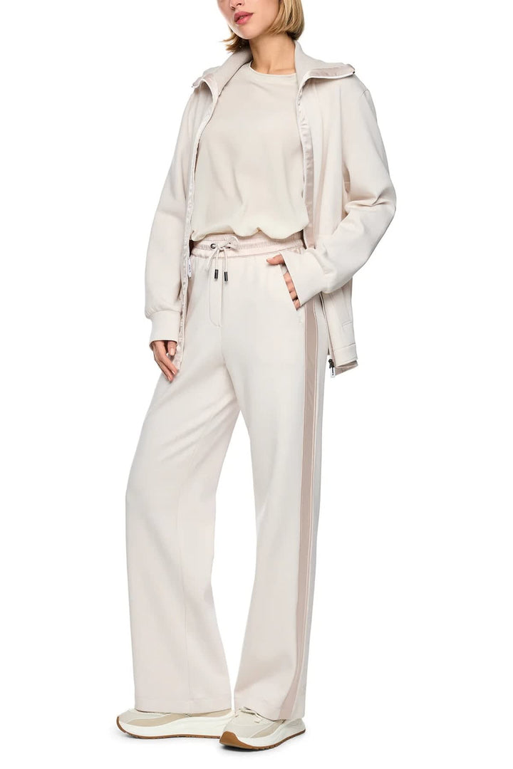 Vue de face pantalon jambe large bandes satinées gris Marc Cain pour femme - Valérie Simon
