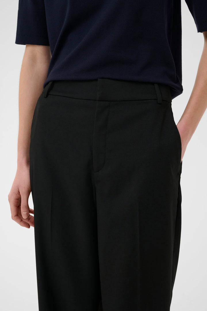 Pantalon habillé Cadie à jambe large vue de face pour femme Inwear