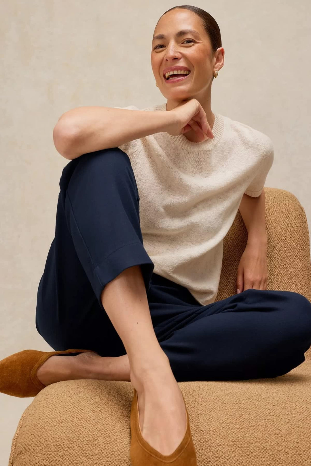 Pantalon habillé Illy à jambe droite vue de face pour femme White Stuff