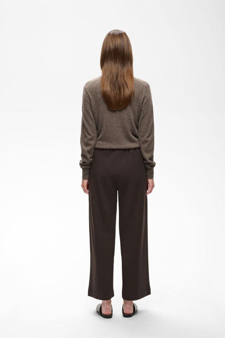 Vue de côté pantalon large Gincette Inwear pour femme noir avec détails plissés - Valérie Simon