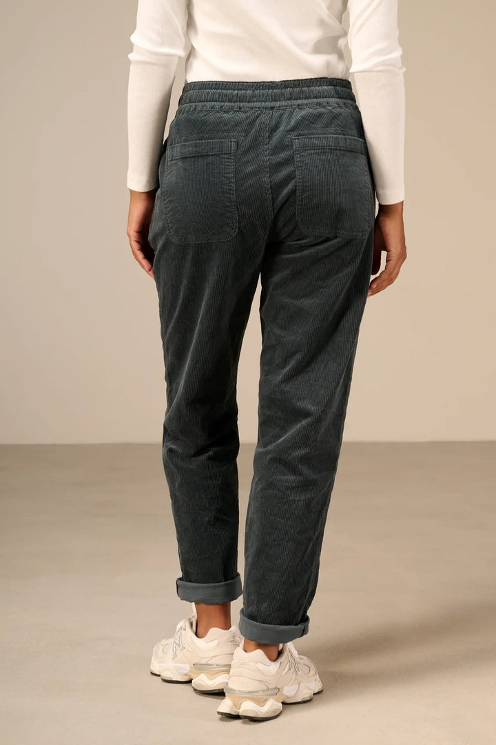 Pantalon jogging en velours côtelé vue de face pour femme Nile