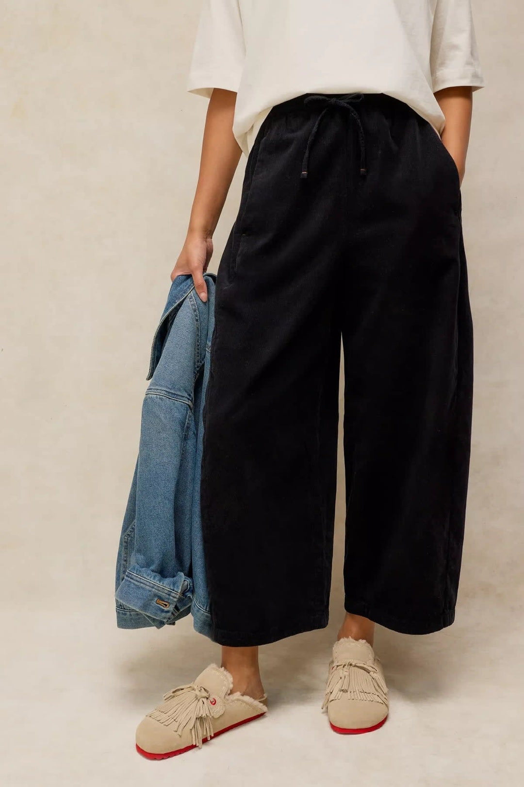 Pantalon large Leona en velours côtelé à taille élastique pour femme White Stuff