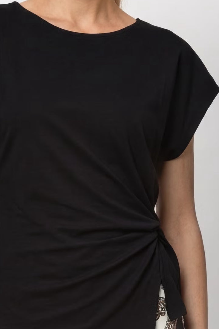 T-shirt à détail noué