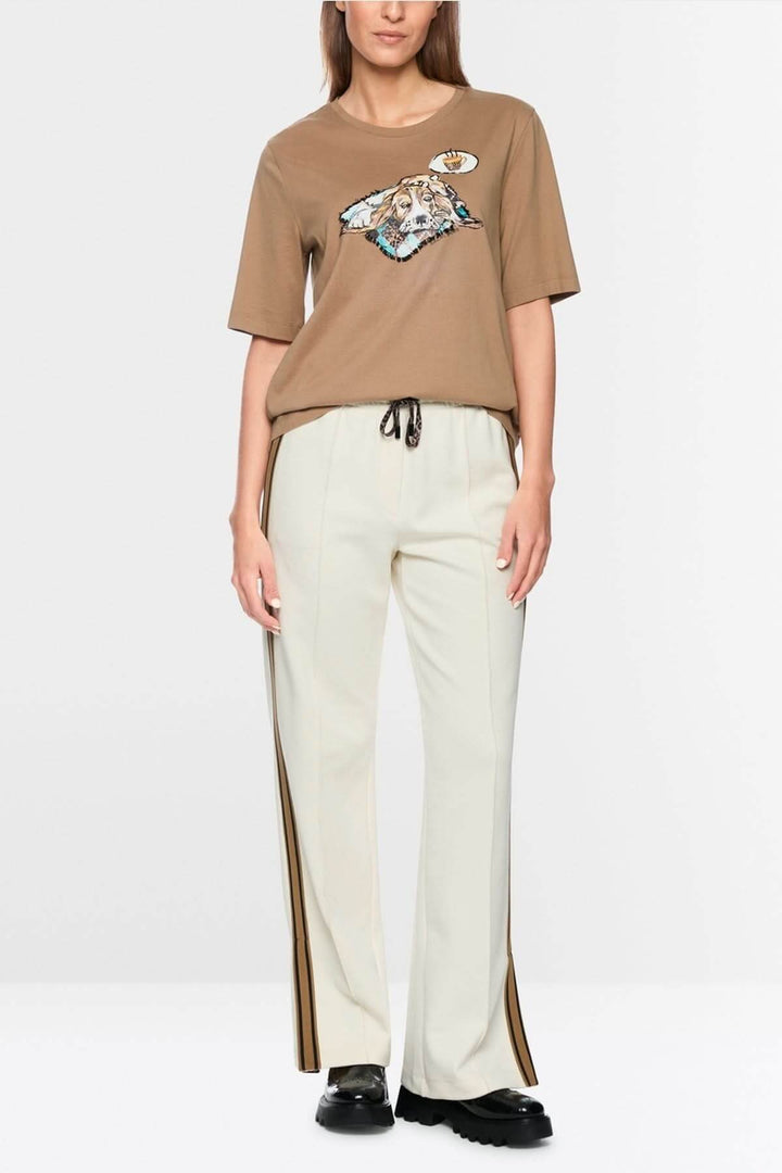 T-shirt imprimé chien, coupe décontractée, manches courtes, style moderne avec chien artistique pour look quotidien unique.