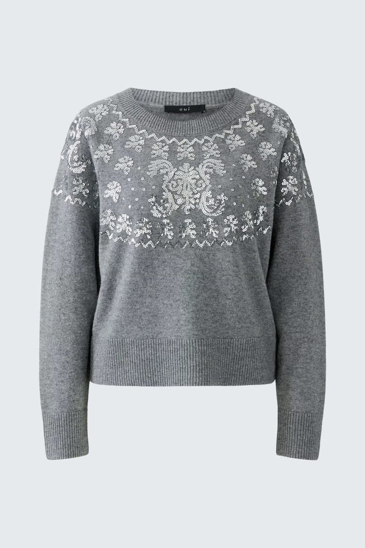 Front view of the women&