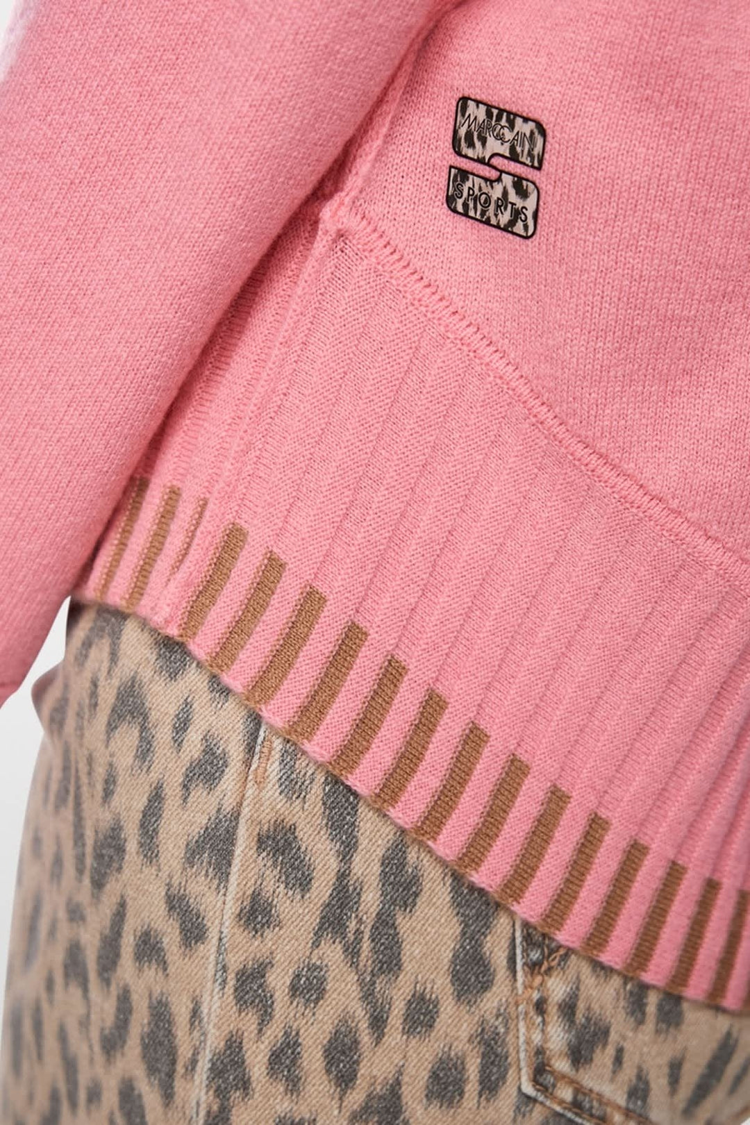 Pull en laine et cachemire vue de face pour femme Marc Cain