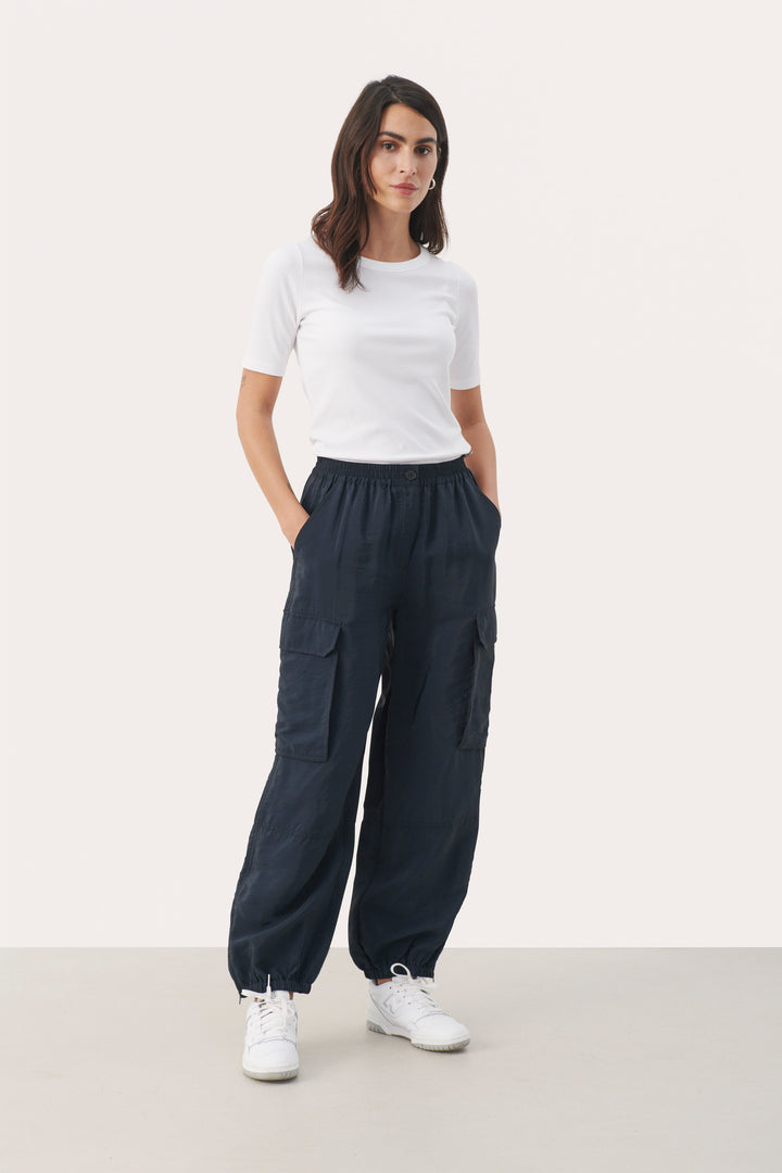 Era cargo pants