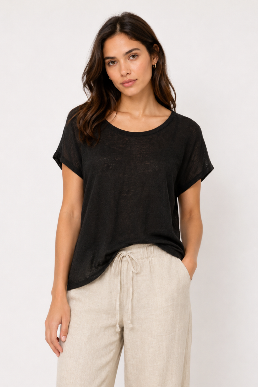 Short-sleeved linen T-shirt