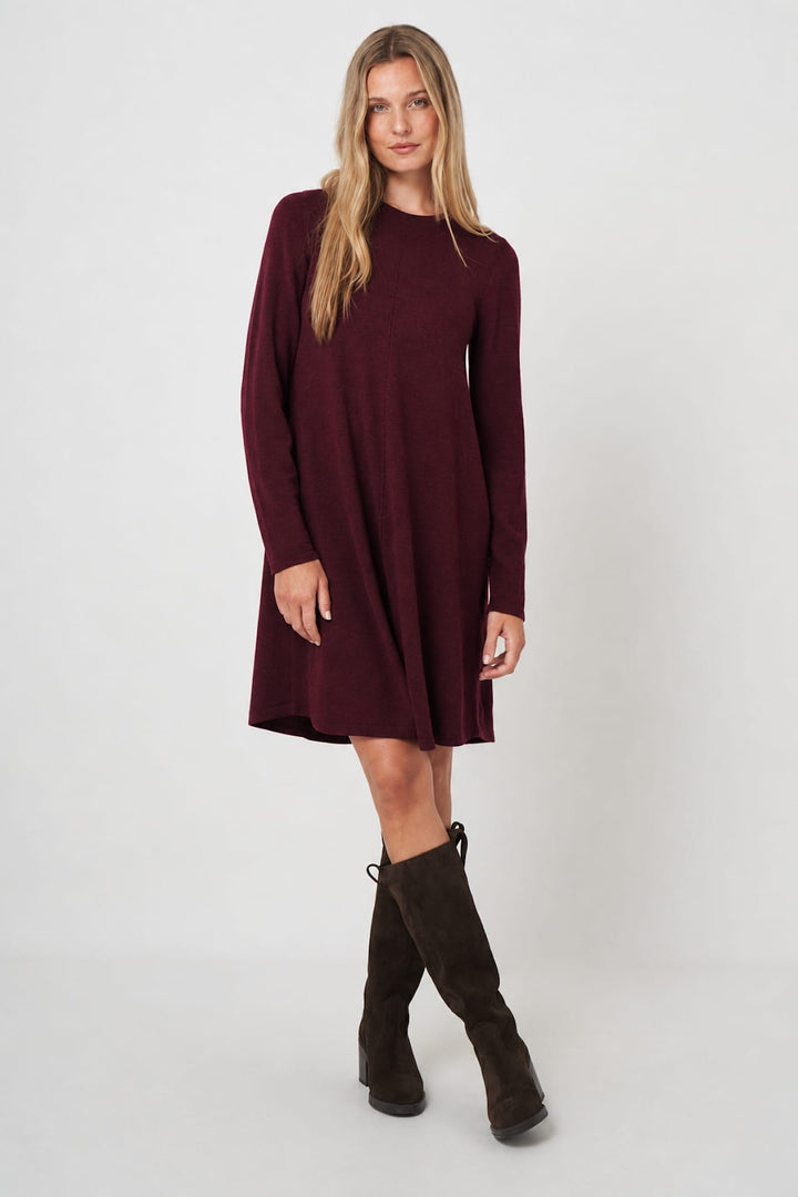 Vue de face robe évasée en tricot Repeat Cashmere pour femme beige avec détails fins - Valérie Simon