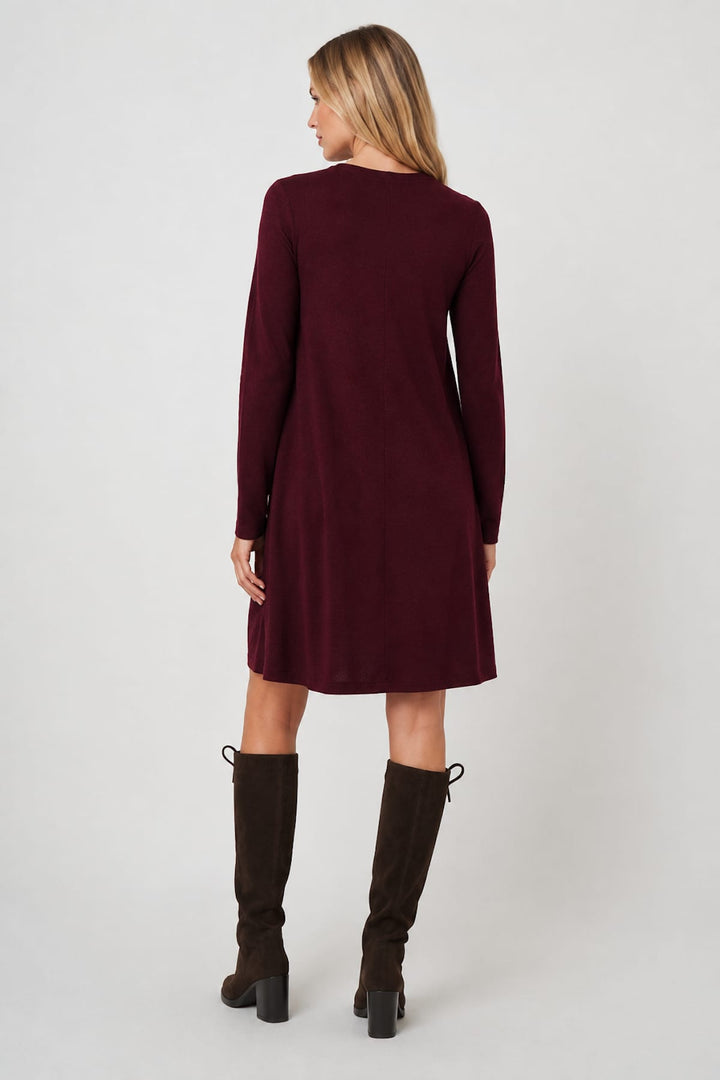 Vue de face robe en tricot évasée Repeat Cashmere pour femme beige, détails maille - Valérie Simon