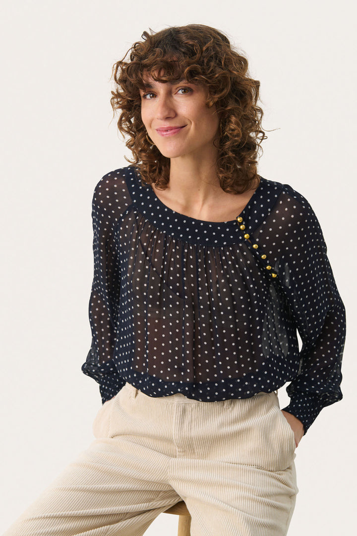 Laja lightweight blouse