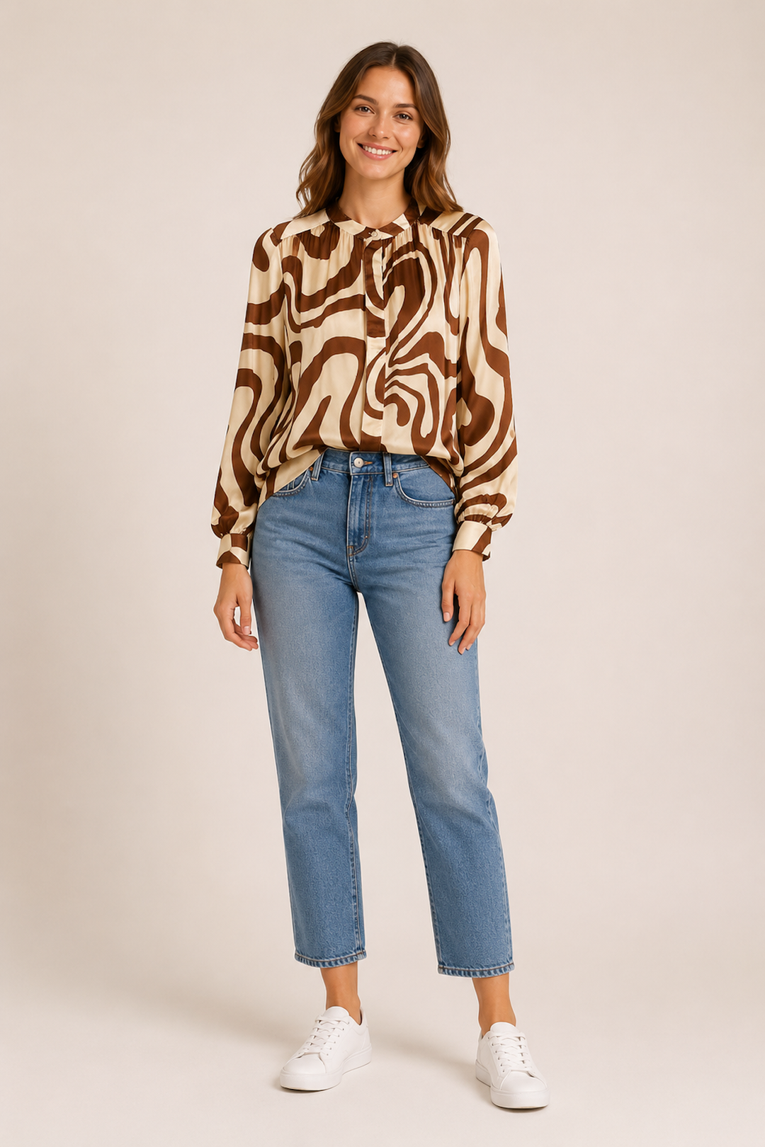 Flowy blouse with an abstract pattern