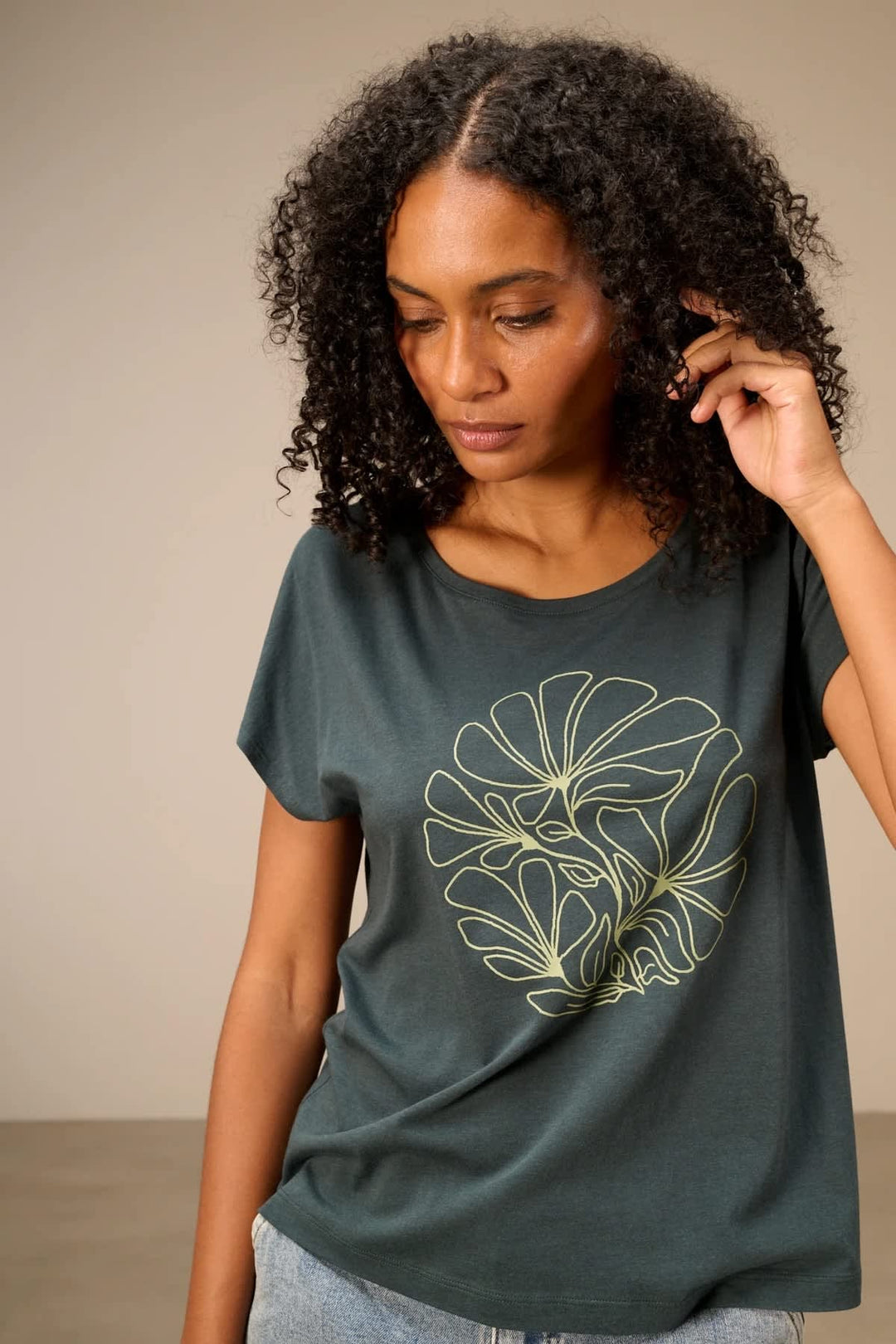 T-shirt ample à imprimé graphique pour femme Nile