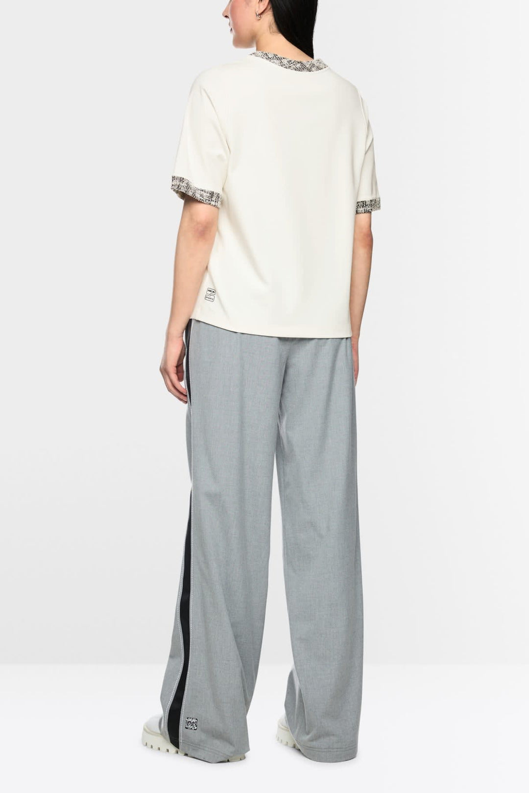 T-shirt avec détails bouclés et perles pour femme Marc Cain