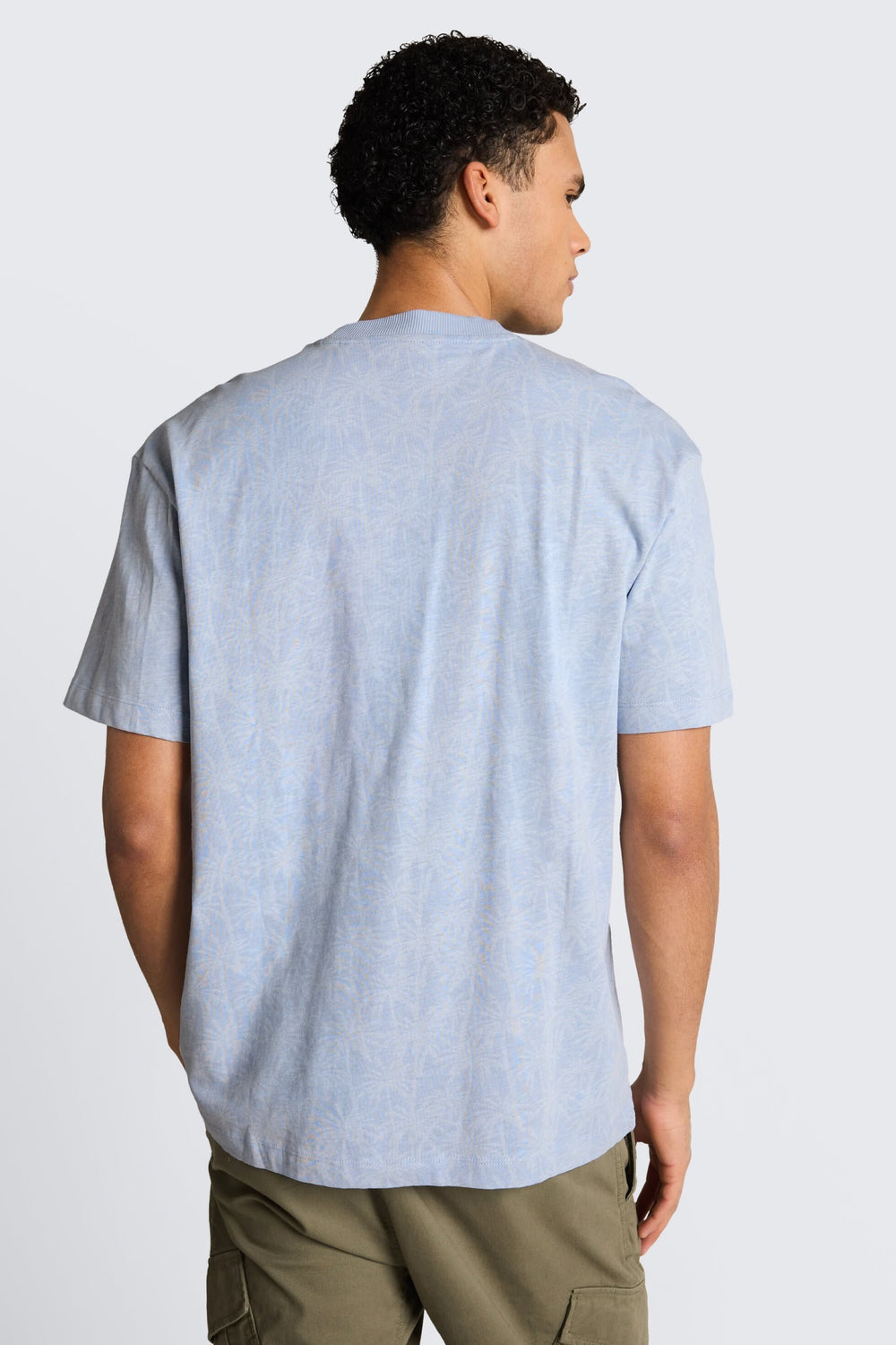 Front view of Tom Tailor men's gray crew-neck T-shirt with embroidered logo - Valérie Simon
