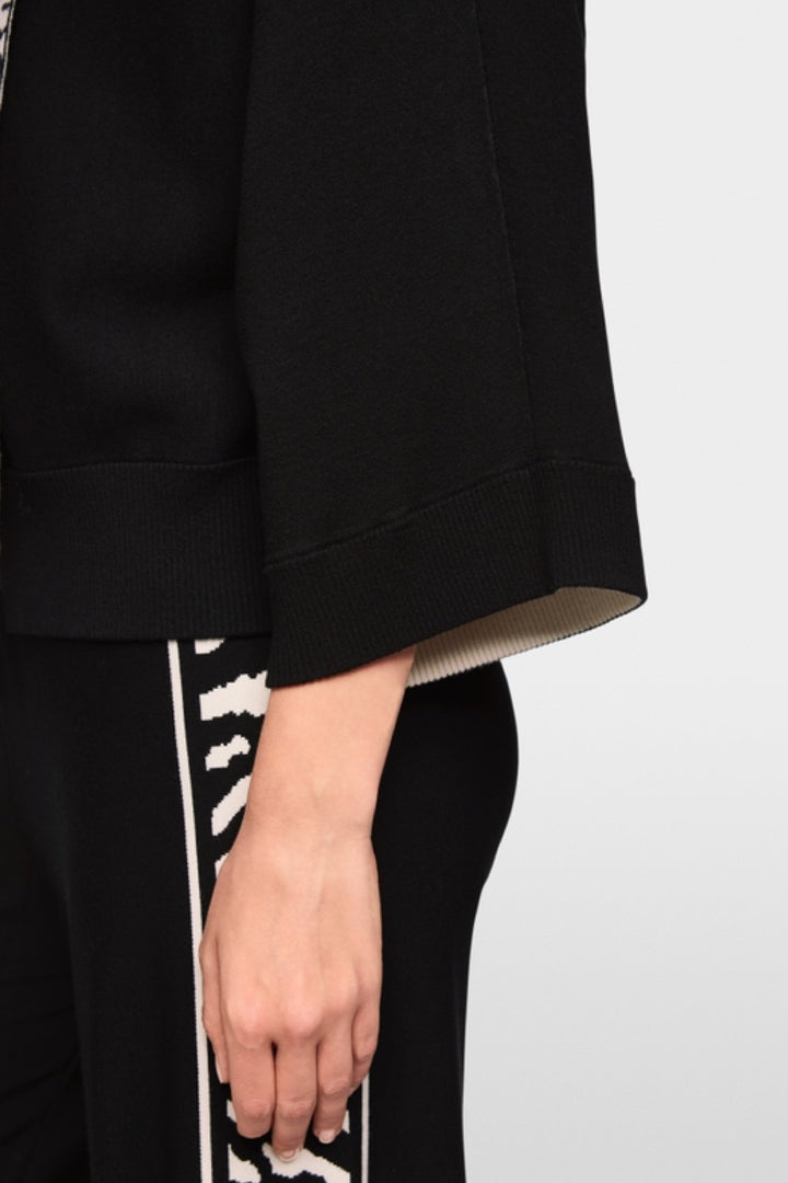 Cardigan with zipper