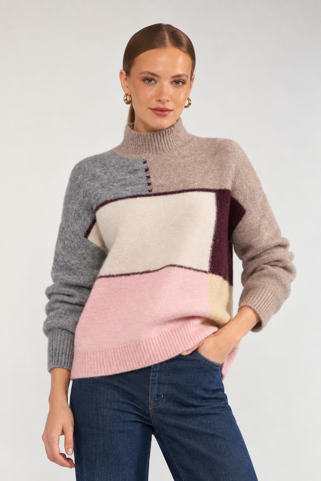 Tricot à col montant à blocs de couleurs vue de face pour femme Numph