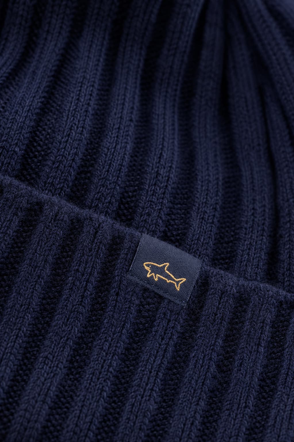 Vue de face tuque côtelée Paul and Shark pour homme marron avec logo brodé - Valérie Simon