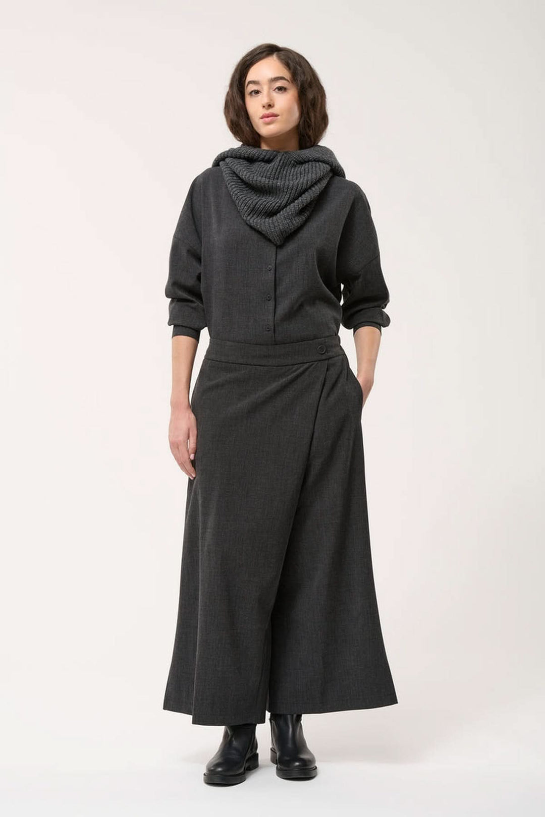 Pantalon large à effet portefeuille