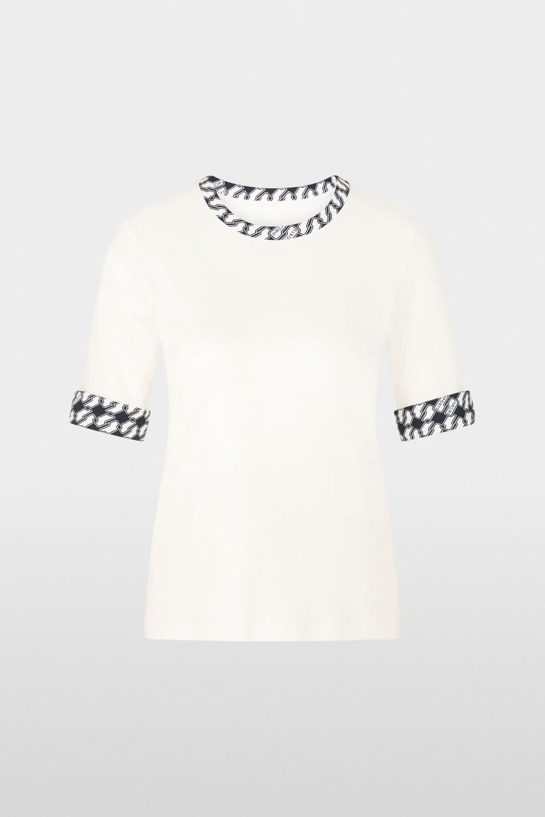 T-shirt en jersey blanc avec encolure ronde et manches mi-longues imprimées, look décontracté et chic.