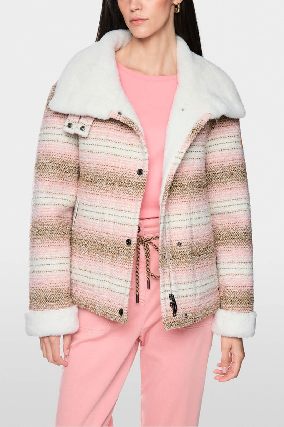 Veste chaude avec fourrure synthétique vue de face pour femme Marc Cain