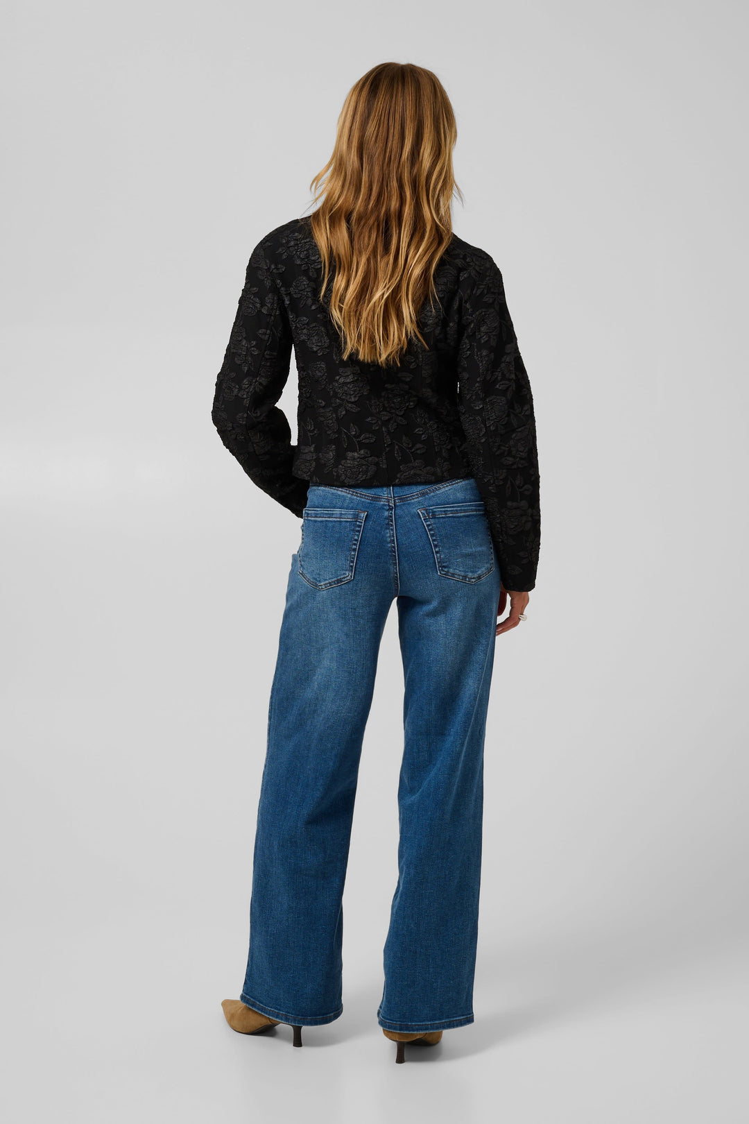Veste courte à motif floral texturé Corbina pour femme Kaffe