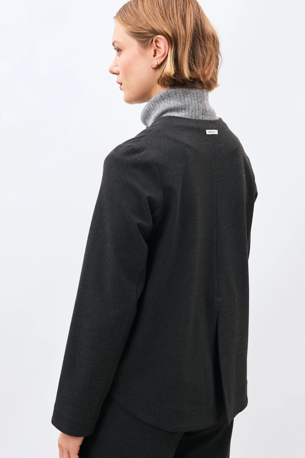 Women's structured short round-neck jacket, front view Humility