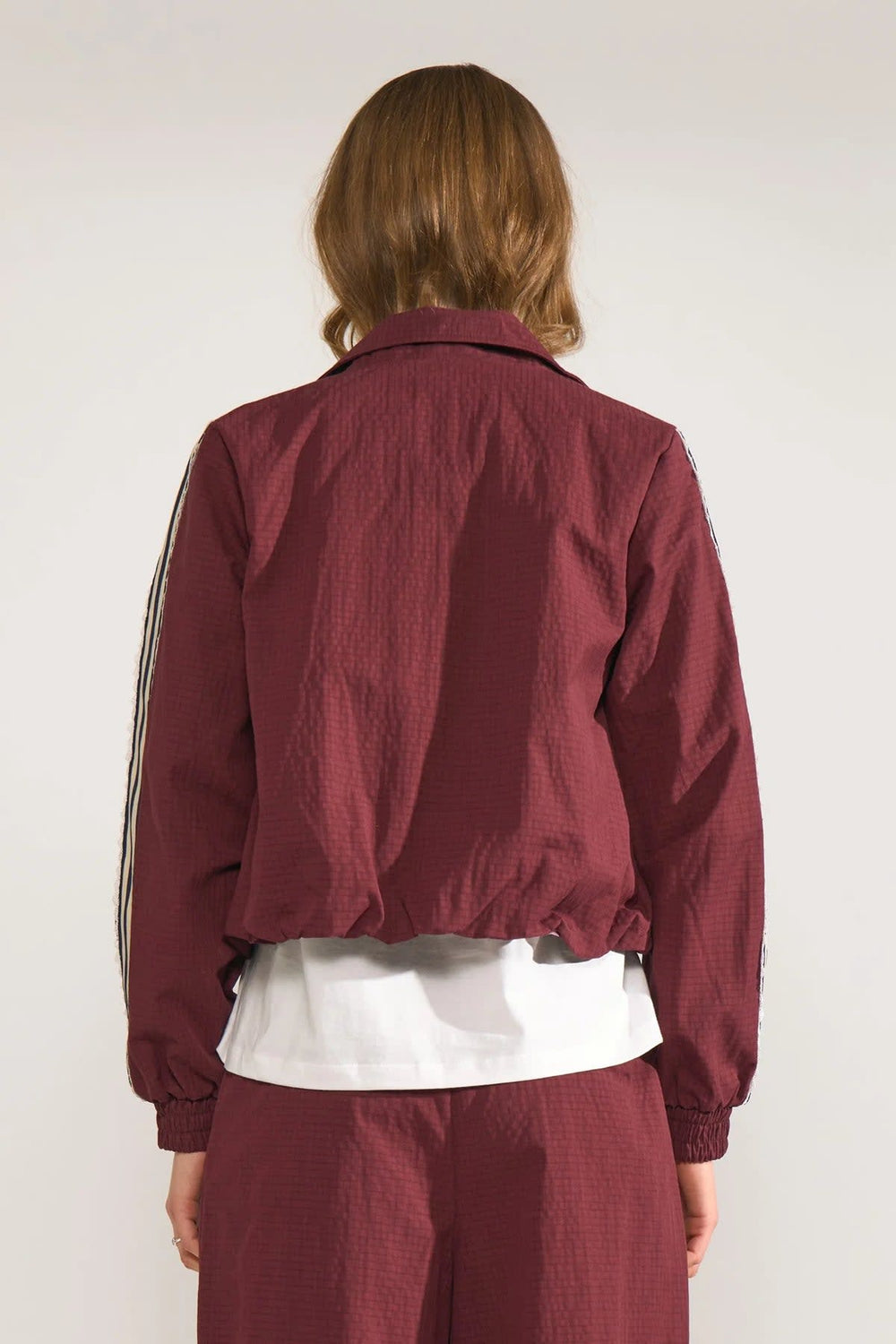 Veste sportive à bandes contrastantes pour femme Numph